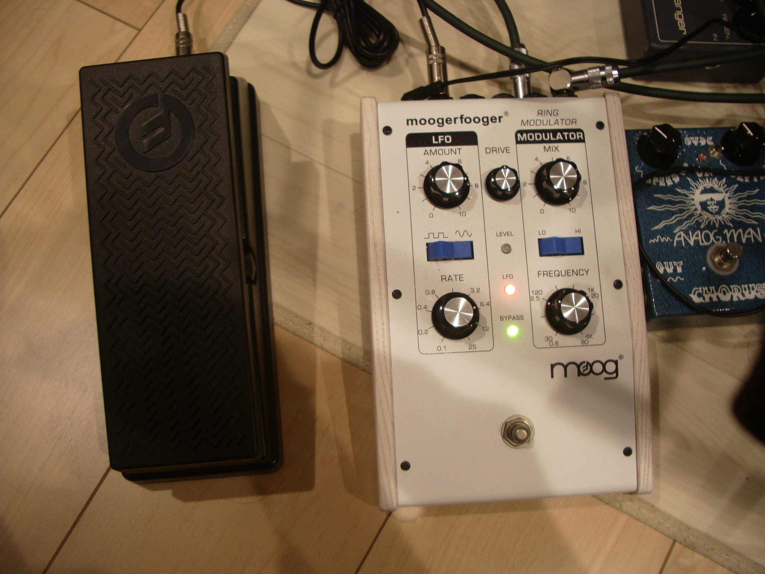 Moog – moogerfooger MF-102 Ring Modulator | 音の寄り道